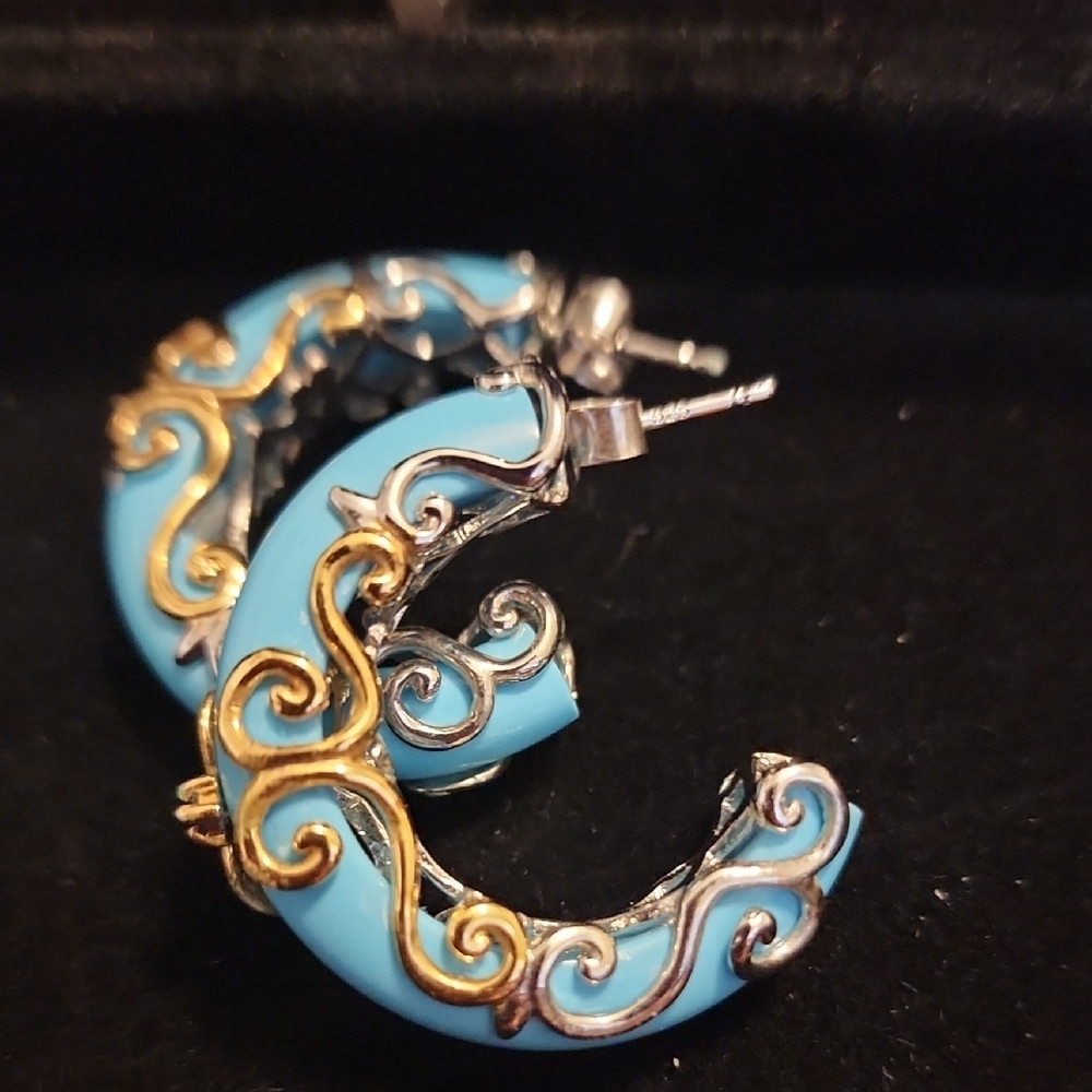 Bling Jewelry Blue and Gold Earrings - Picture 2 of 3